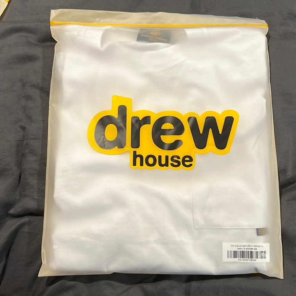 Drew house basic ls pocket tee white in size large.